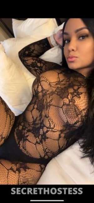 25 year old Escort in Chicago IL Valentina is NEW for a few days in Desplaines call me so you