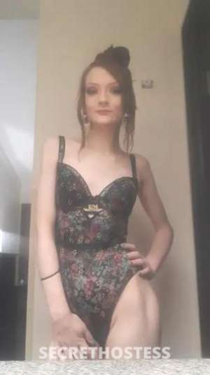 25 year old Escort in Monroe MI SPECIALS GOING ON Ask me about them Sweet Petite N Youngg 
