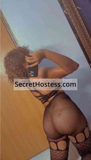 24 Year Old South African Escort Dakar Black Hair Brown eyes - Image 2