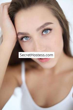 22 Year Old Caucasian Escort Zürich Brown Hair Blue eyes - Image 1