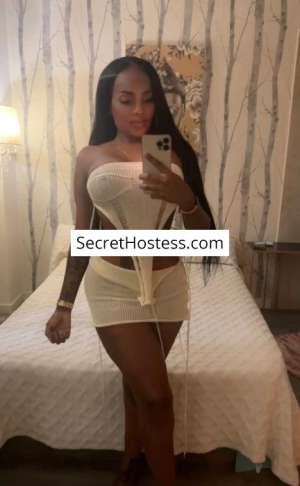 25 Year Old Latin Escort Valencia Black Hair Brown eyes - Image 4