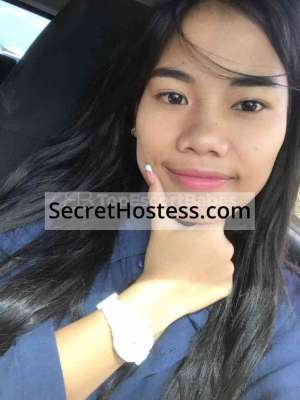 Putri, Independent in Medan
