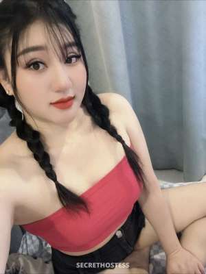 22 year old Asian Escort in Al Manama Ruby full service, escort