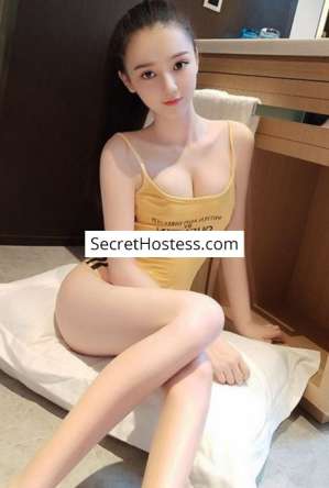 26 year old Asian Escort in Mid Valley Sohpia, Agency