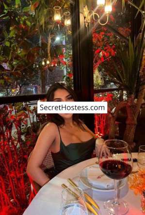 22 year old Caucasian Escort in London Tifani, Agency