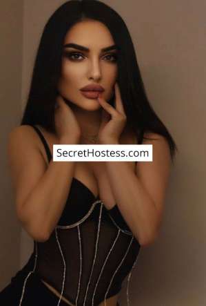 Yana, Independent in Astana