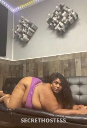 pretty brown bbw in Saint Louis MO