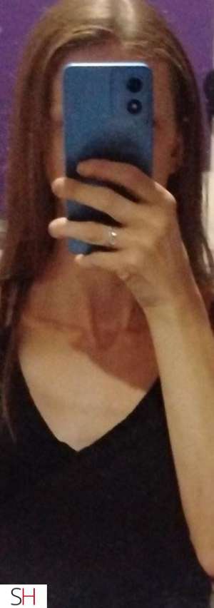 39Yrs Old Escort 170CM Tall Winnipeg Image - 1
