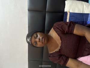 25 year old Caribbean Escort in Tokyo Sofia Witty, escort