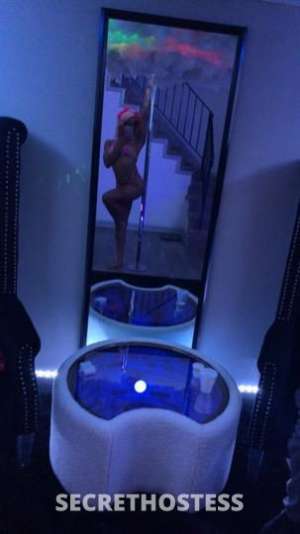 20 year old Escort in Buffalo NY Come fuck a real slut ?? outcall/car dates