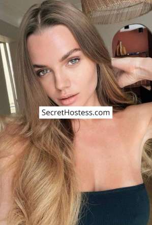 31 year old Caucasian Escort in Milan Larisa, Agency