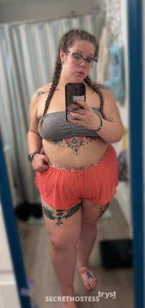 20 year old Caucasian Escort in Charlotte NC Kalliste Koral - Blue Eyes and Thick Thighs