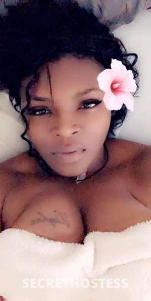 30 year old Escort in Raleigh NC 36DD Goddess Asia is back in town on capital blvd