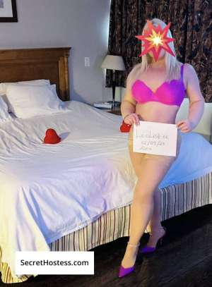28 year old Caucasian Escort in Richmond Hill Russian Gorgeous Alina
