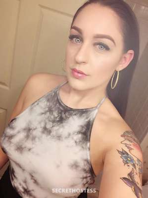 27 year old Escort in Dayton OH 100 R E L iG oOTy U ti t m te U T