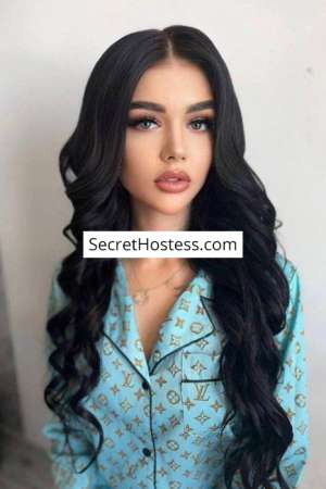 20 year old Caucasian Escort in Dubai Lesya, Agency