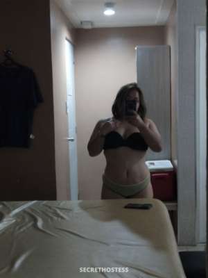 Curvey Lianne, escort in Makati City