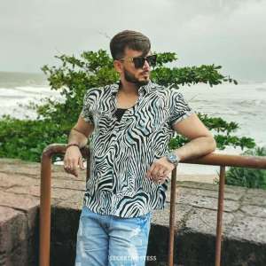 International Stud 6'3" 10+ inches, Male escort in New Delhi