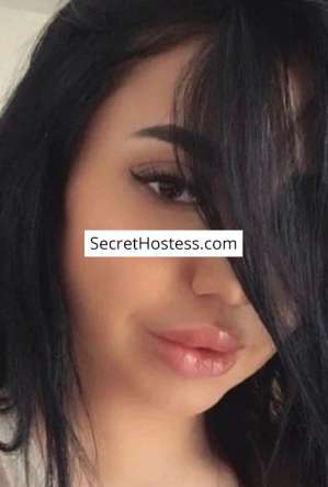 Anastasia, Independent in Baku