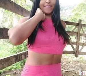 Boa noite meus amores me chamo Leila tenho 22 anos in Pernambuco