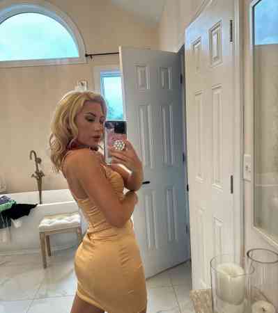 24Yrs Old Escort Size 8 55KG 5CM Tall Cairns Image - 2