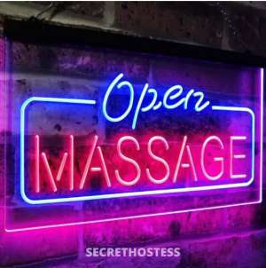 27 year old Escort in Charlotte NC 24/7 outcall massage