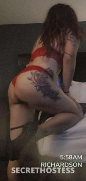 36 year old Escort in Dallas TX Everyday is HUMP-DAY QV &amp; HH Specials