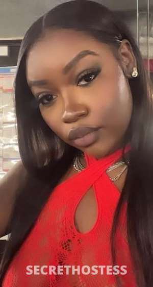 27 year old Dominican Escort in Inland Empire CA submissive chocolate babe ready to take care of all your 