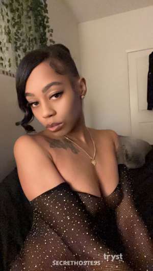 20 year old Escort in Irvine CA Lauren Rose - Black and Guamanian bombshell