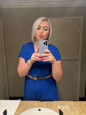 Ella 40Yrs Old Caucasian Escort Blonde Brown Eyes A Cup  in Roseville CA