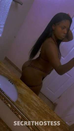 21 year old Escort in Stockton CA ??Slim Thick With A Fat Super Soaker ?? Let’s Have Fun