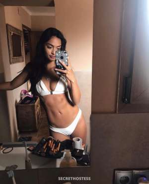 22 year old Escort in Tokyo Lia, escort