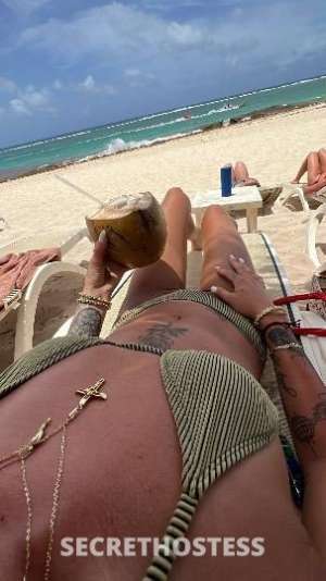 25 year old Escort in West Palm Beach FL white men only
