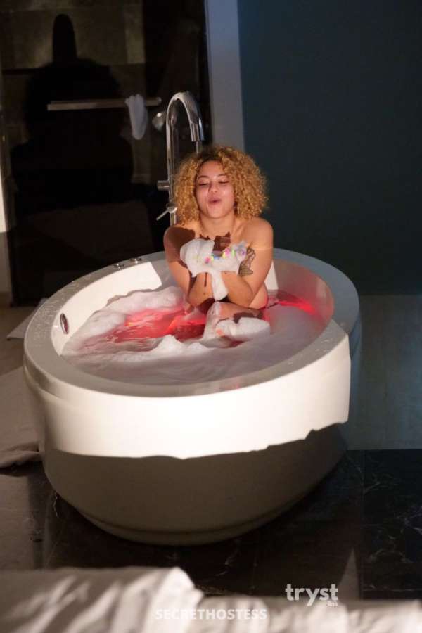 20Yrs Old Escort 164CM Tall Ann Arbor MI Image - 1