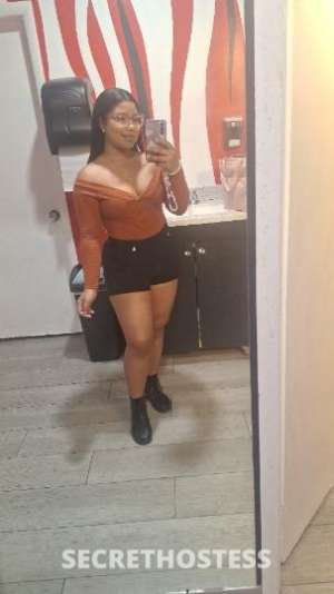24 year old Latino Escort in Fayetteville AR Greidelyn morillo