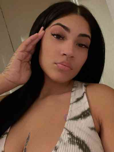 29 year old White Escort in Salt Lake City UT I’m available all day in calls and out calls dm me for 