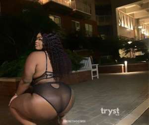 London Brooke - EXCLUSIVE CURVY BARBIE in Washington DC