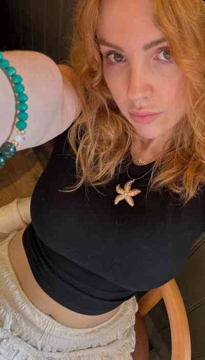 I am available for hookup contact me 🥰765❤️695💛 in Murfreesboro TN