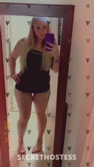 25 year old Irish Escort in Hudson Valley NY 27 year OLD snOwbunny ALL NATURAL Italian blonde