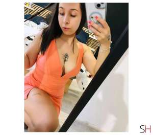 29 year old Escort in Dublin Terribly sexy, caring and very attractive woman