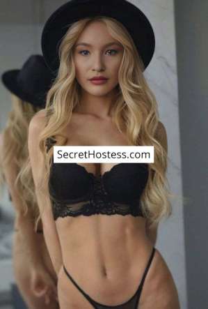 18 year old Caucasian Escort in Dubai Maryana, Agency