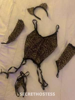 23 year old Escort in Southern Maryland DC Cosplay slut ready to get fucked , tell me what you want me 