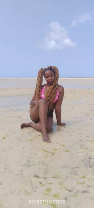 Lee, escort in Mombasa