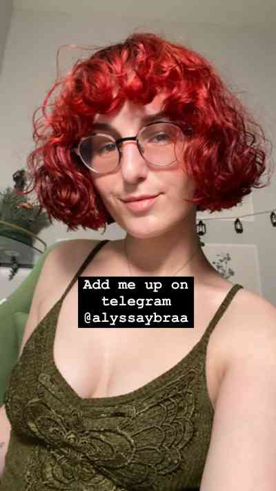 alyssaybraa in Harrow (England)