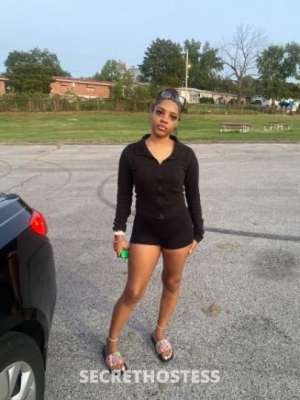 18 year old Escort in St. Louis MO lightbright