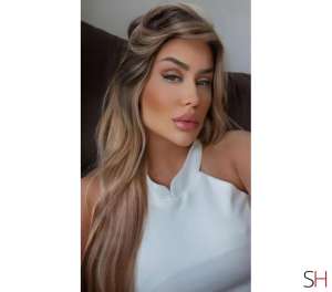25 year old Brazilian Escort in Birmingham Carol Beauty Latina and Party Girl, Independent