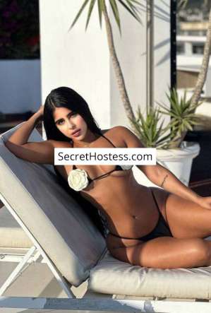 Kim, Agency in Puerto Banus