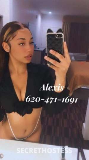 22 year old Escort in San Fernando Valley CA Incall/Outcall ✅(NEW) Sexiest Petite Treat in Town Ready 