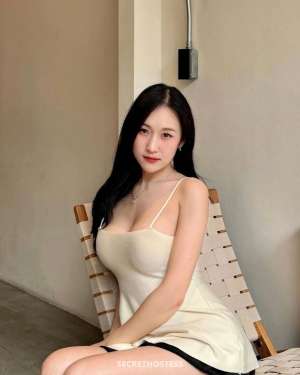 23 year old Escort in Bali Melly