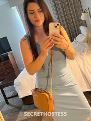 30 year old Escort in Baton Rouge LA Incalls 2 girls Available now